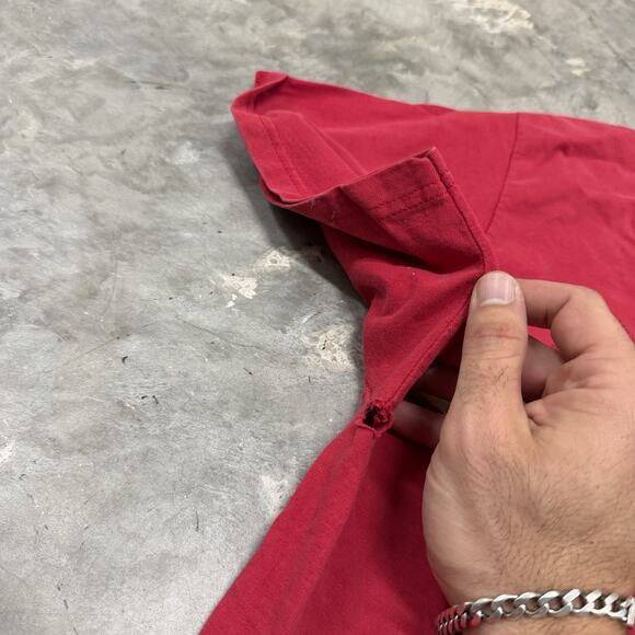 Y2K Revolutionary Love Religious Shirt Mens Size XL Red CHRIST Jesus READ DESCRI - Picture 3 of 9